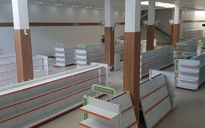 MONTAGEM CONCLUÍDA MATERIAL DE CONSTRUÇÃO HOME CENTER. EQUIPAMENTOS AGAC REPRESENTAÇÕES. SOLI