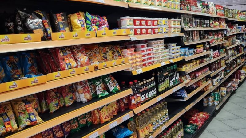 MONTAGEM CONCLUÍDA. SUPERMERCADO. EQUIPAMENTOS AGAC REPRESENTAÇÕES.