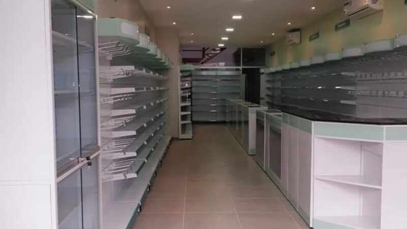 O projeto de um empreendimento concretizado com muita atenção e bom gosto !Esse mix de cores bra